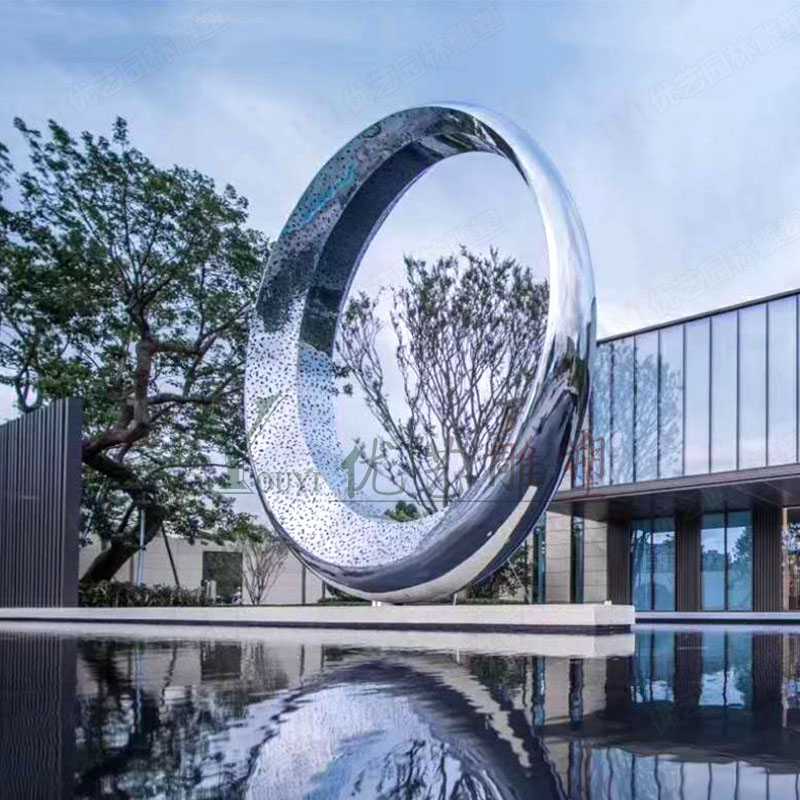 不銹鋼圓環(huán)雕塑 不銹鋼圓環(huán)雕塑