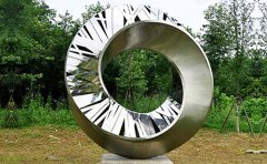 如何判斷不銹鋼雕塑廠家的綜合實力？